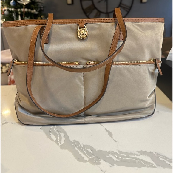 MICHAEL Michael Kors Handbags - ONE DAY SALE NWT Michael Kors Nylon Kempton LG Pocket Tote in Dusk